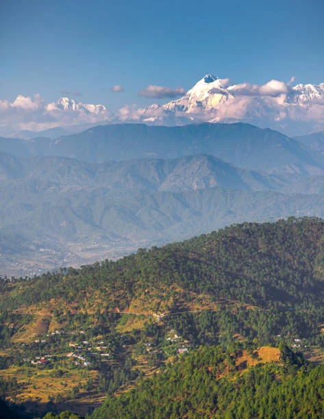 Kausani panoramic mountain and valley view